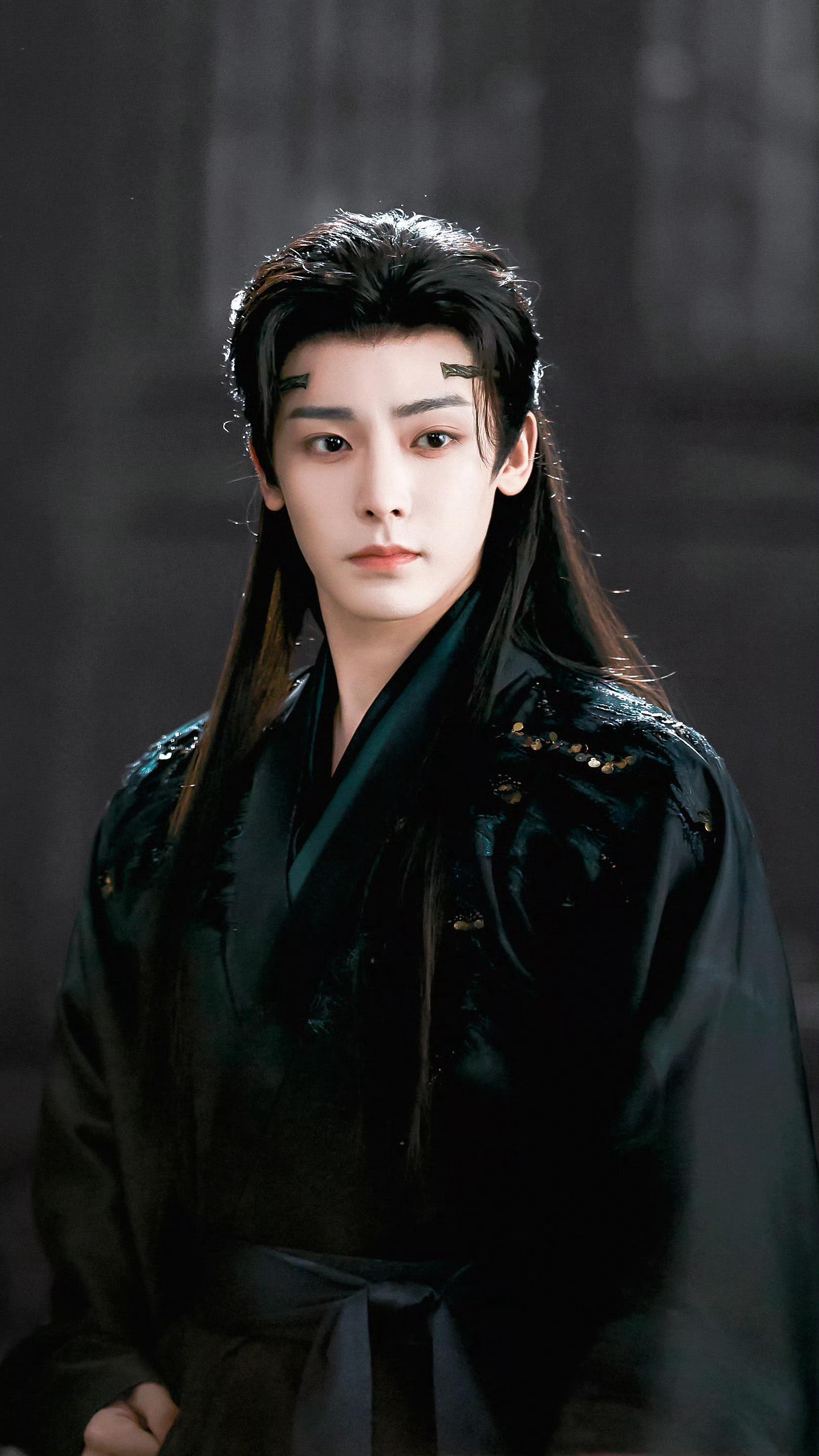 恭喜侯明昊的入青云纪伯宰一角入选🍠年度十大剧集角色侯明昊