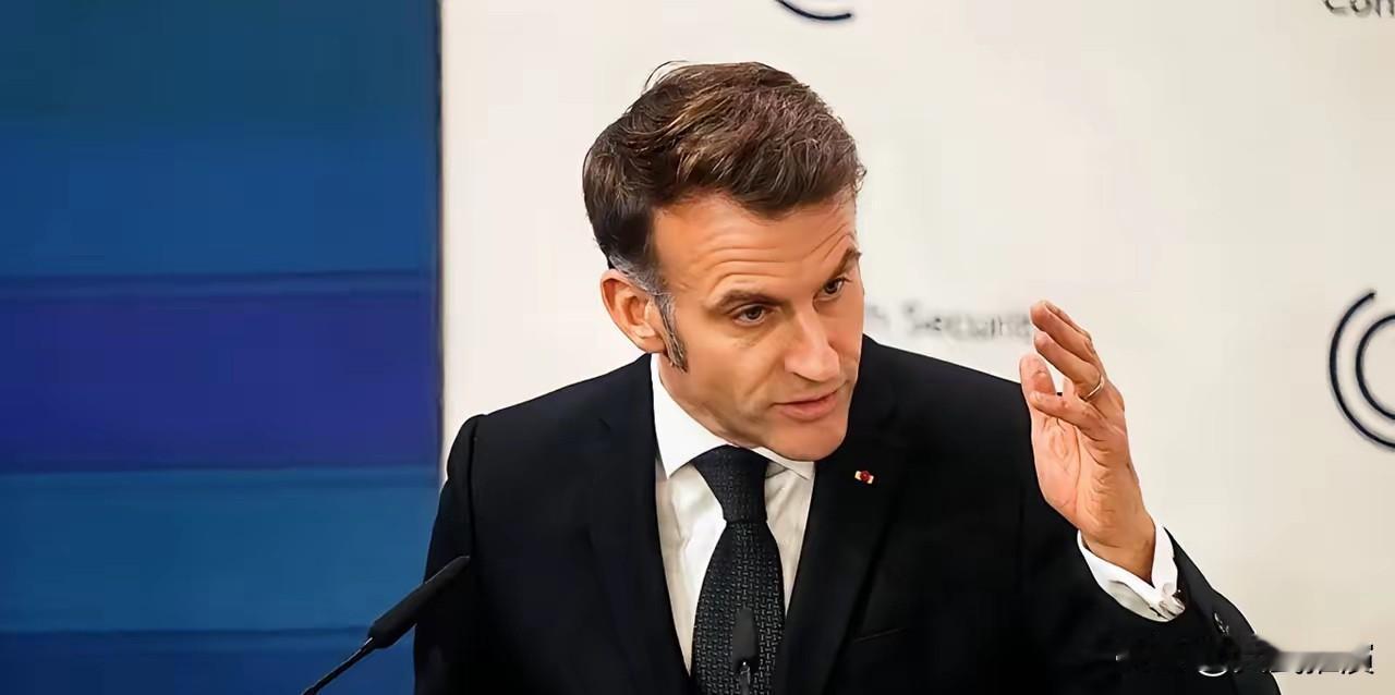 要投资，法国喊话中国

马克龙现在一边想提高欧元地位，一边伸手找中国要投资。
这