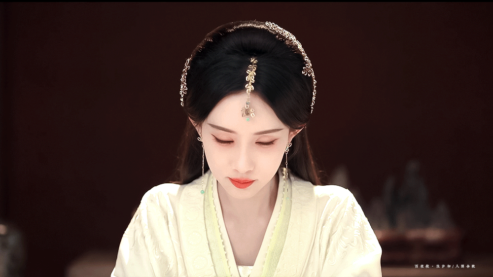 孟子义百花杀不服就扇 身边追剧搭子全都疯狂安利这段名场面，孟子义饰演的冷清恶女打