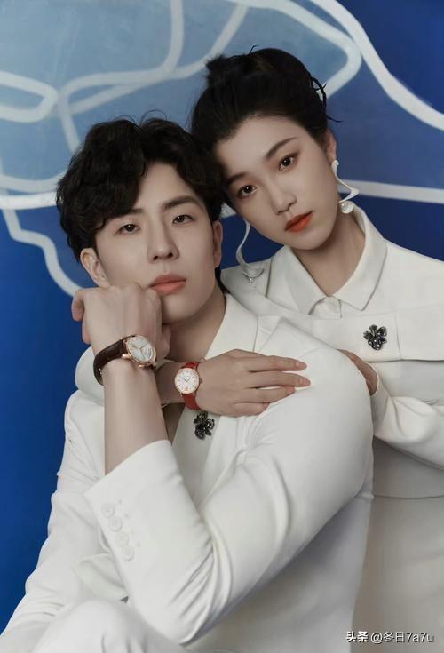 王诗玥，宛如冰上的仙子，明眸皓齿，笑靥如花；柳鑫宇，恰似冰上的王子，英俊潇洒，气