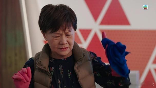 無綫劇集《非份之罪》昨晚（17日）播出一集中，有「TVB 黃金綠葉」之稱的羅冠蘭