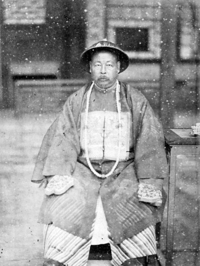 1881年，左宗棠收复新疆后回北京，慈禧太后只问了他一句话：“左爱卿收复新疆，花