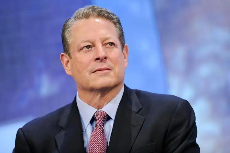 美国的前副总统戈尔。他说，我怎么也没有想到，新能源革命竟然是由中国领导的。
戈尔