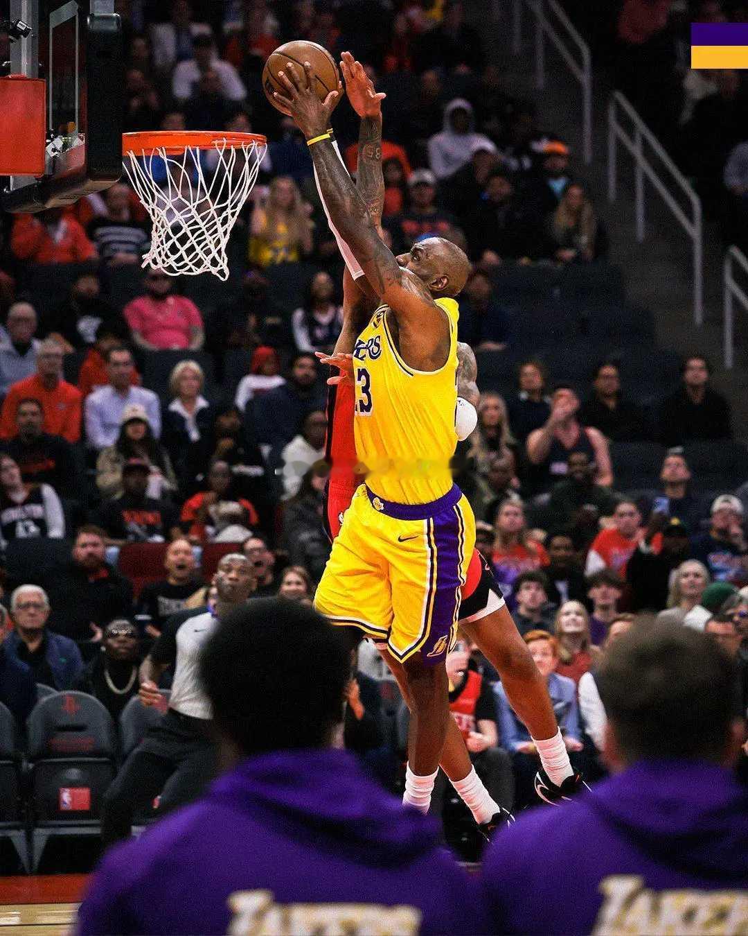 东契奇36+6湖人擒火箭6连胜 勒布朗18+5+5杜兰特18分火箭vs湖人 NB