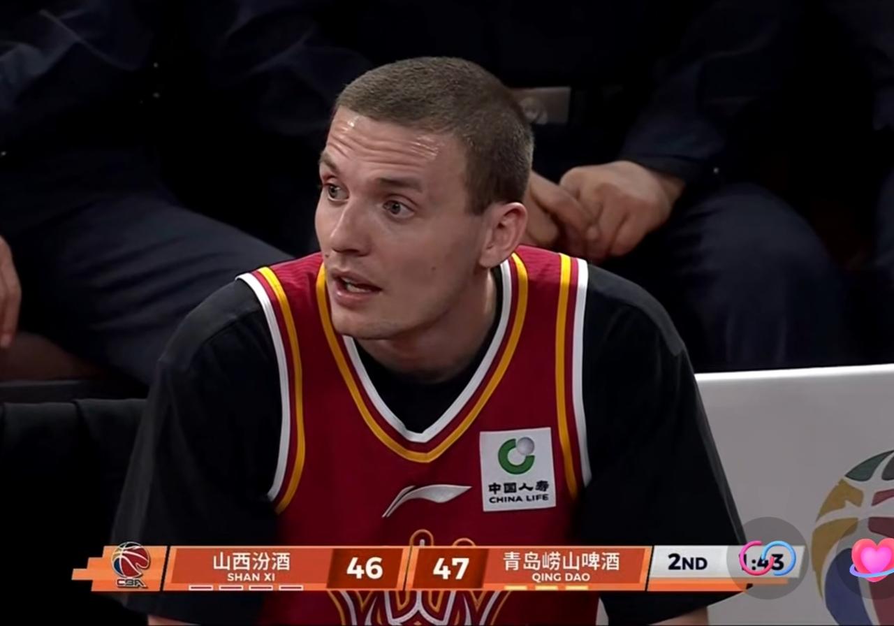 CBA山西主场97：100负于了青岛，山西在第四节丢了四个罚篮，同时青岛三分球命