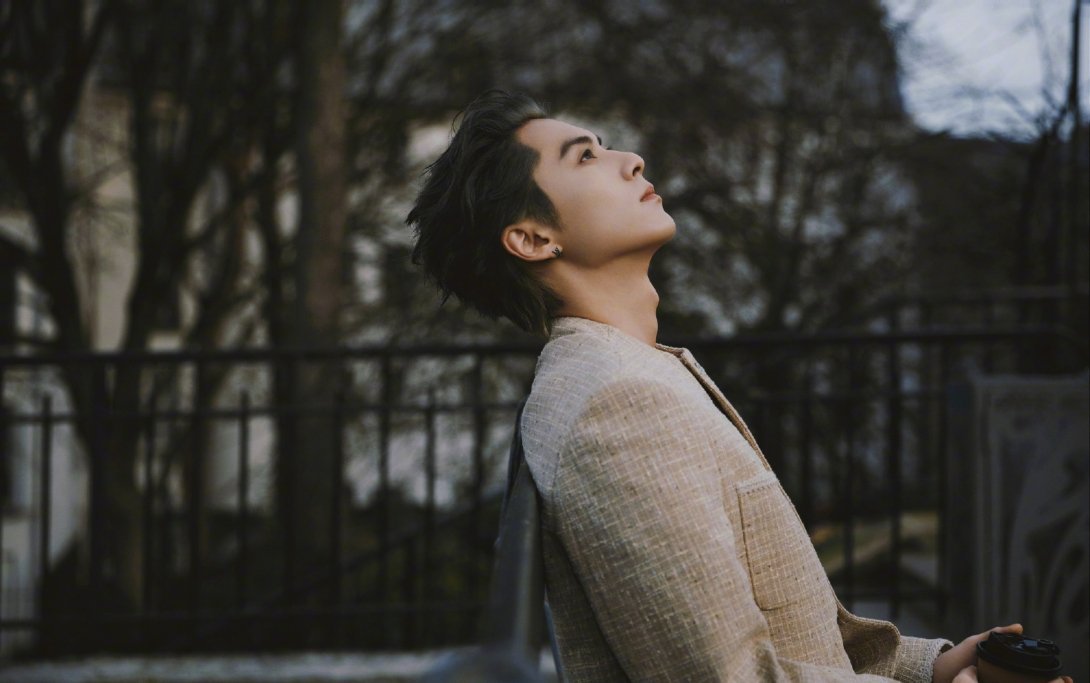 王鹤棣妈妈油炸门店转让王鹤棣妈妈的店竟然要转让了，兄棣伙们都去过了吗，不过这样阿