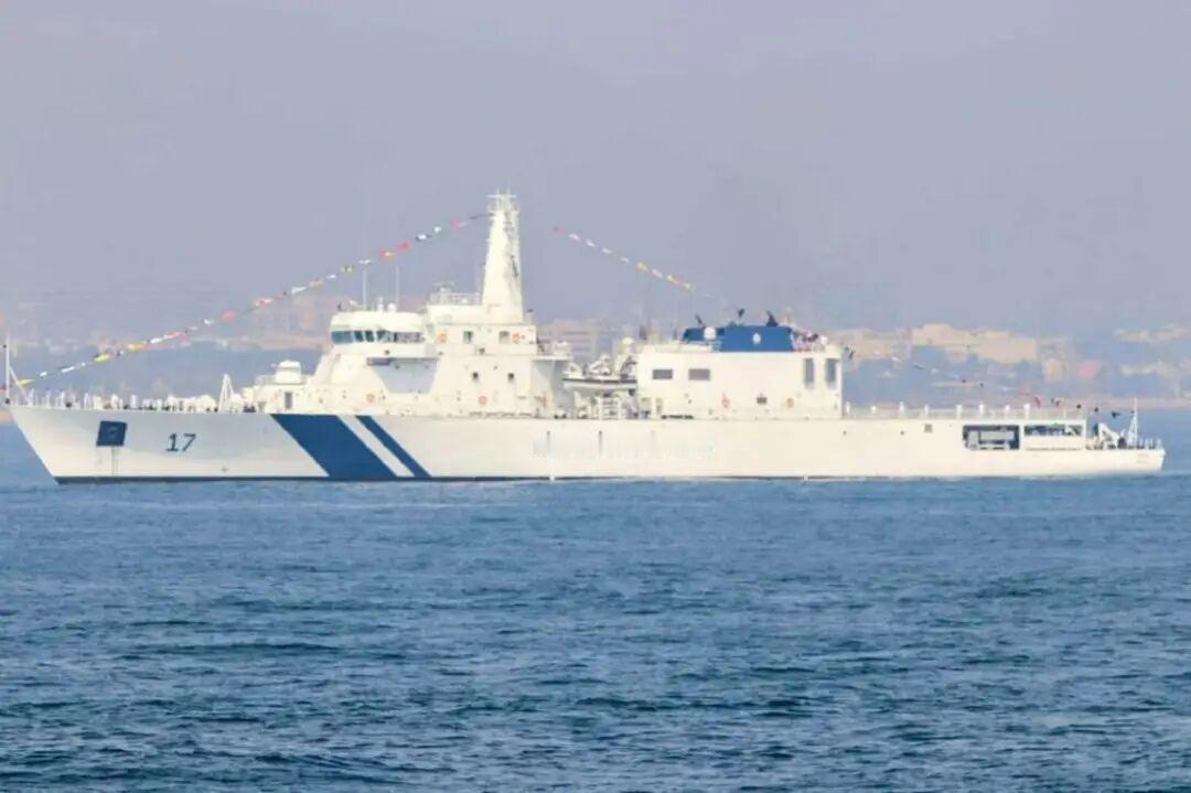 印度海岸警卫队表示，印度海上救援机构周六与在印度东部海岸附近沉没的巴拿马籍货船“