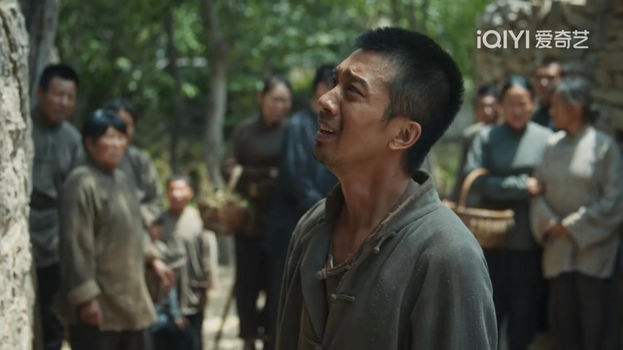 《生万物》铁头真的是冤枉的，傻挑孩子不是他的[捂脸]

傻挑生孩子的时候，铁头门
