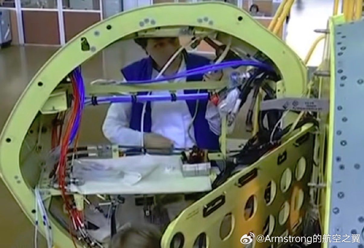 烽火问鼎计划 苏-57雷达的掀开方式 