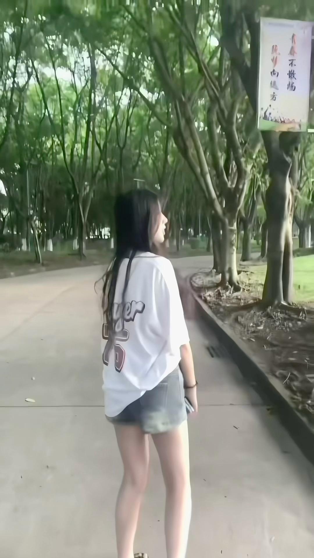 怎么这个六月吹来一阵清风