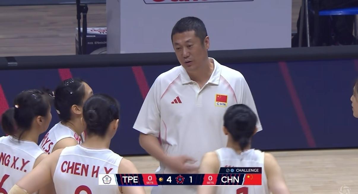 中国队赢台北队轻而易举？还真没那么轻松。
亚锦赛今晚中国女排迎来小组赛最后一个对