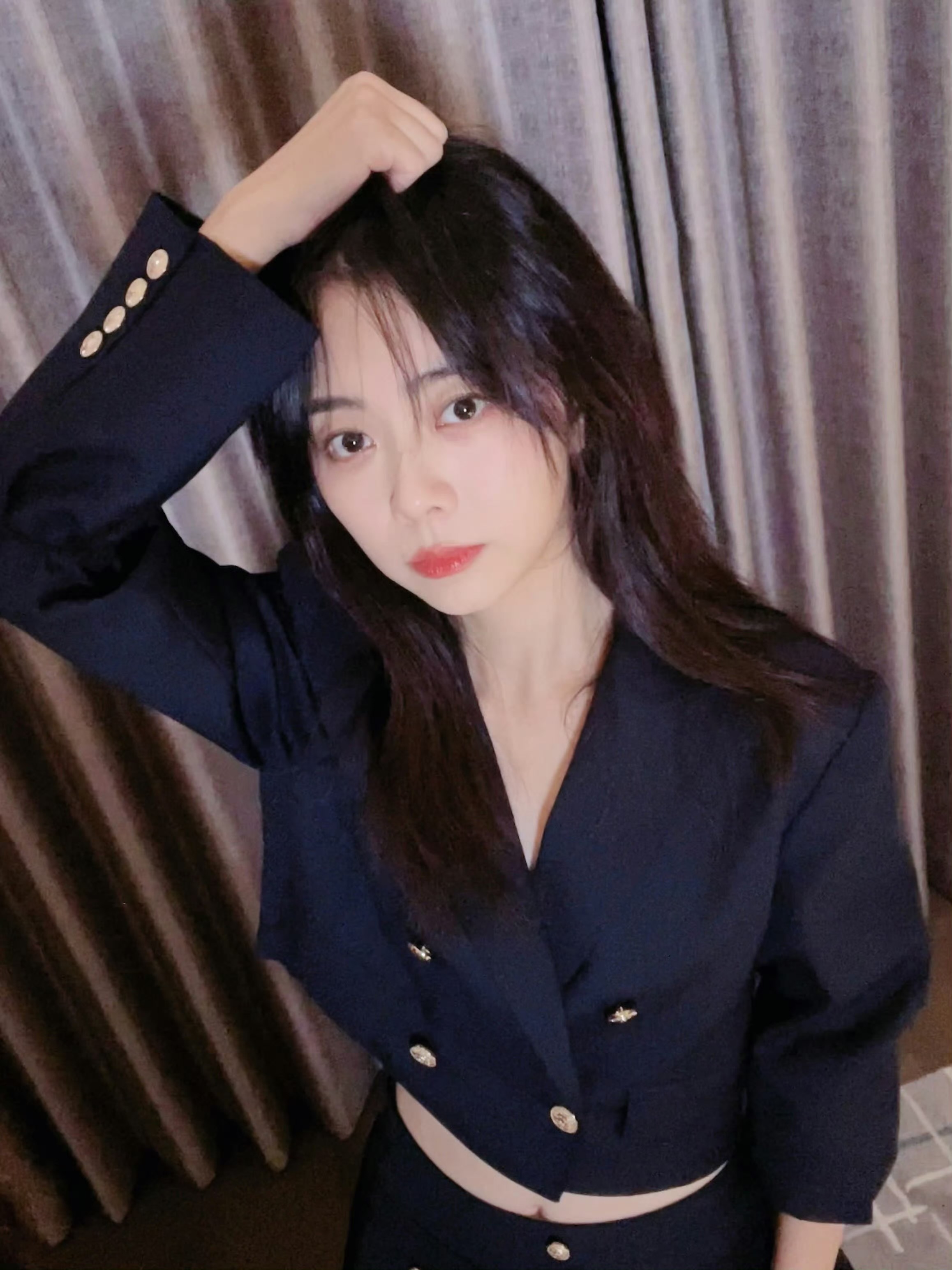谭松韵兰香如故兰香如故你眼中有星海浩渺，山河千里，而我眼中有你​​​