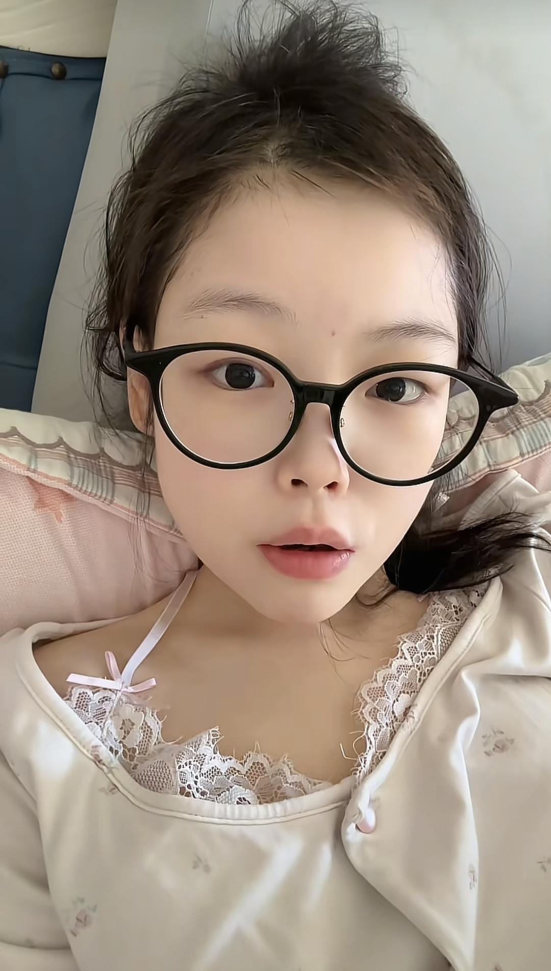 游本昌去世，我没有害怕，
戈治均去世，我也没有害怕，
但“抗癌博主”夏夏去世，我