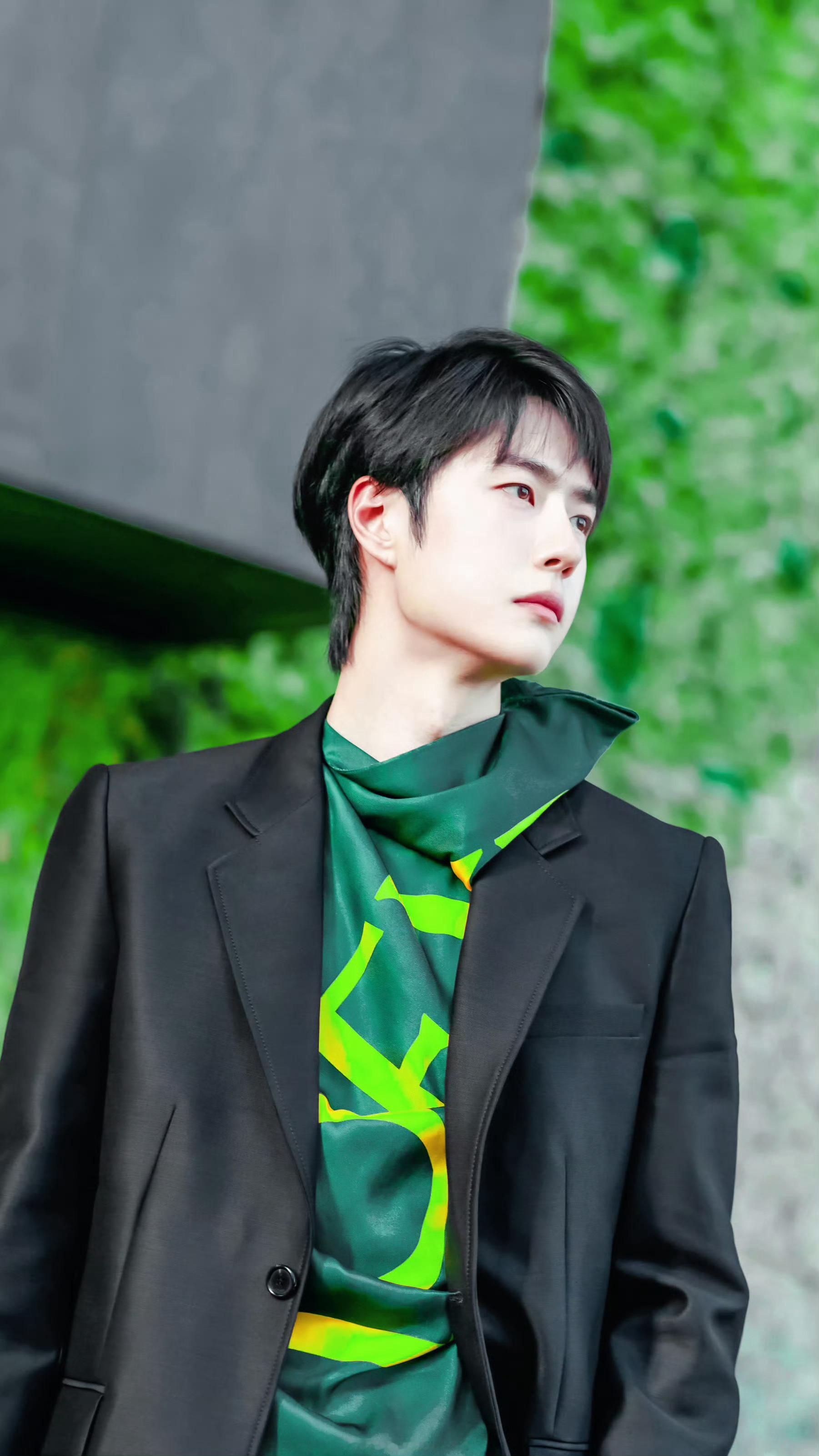 好帅王一博 cr:logo 