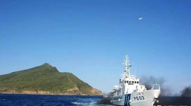 现在终于明白，为什么咱们没趁着中日紧张把钓鱼岛上的灯塔拆掉，因为这个灯塔很可能会