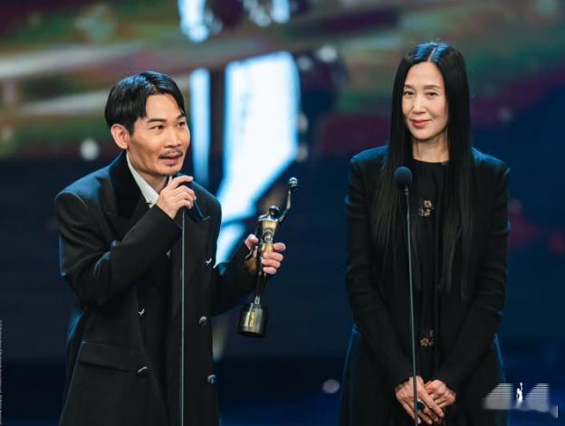 第44屆香港電影金像獎丨最佳服裝造型設計：蘇柏傑、王汁（風林火山）香港电影金像奖