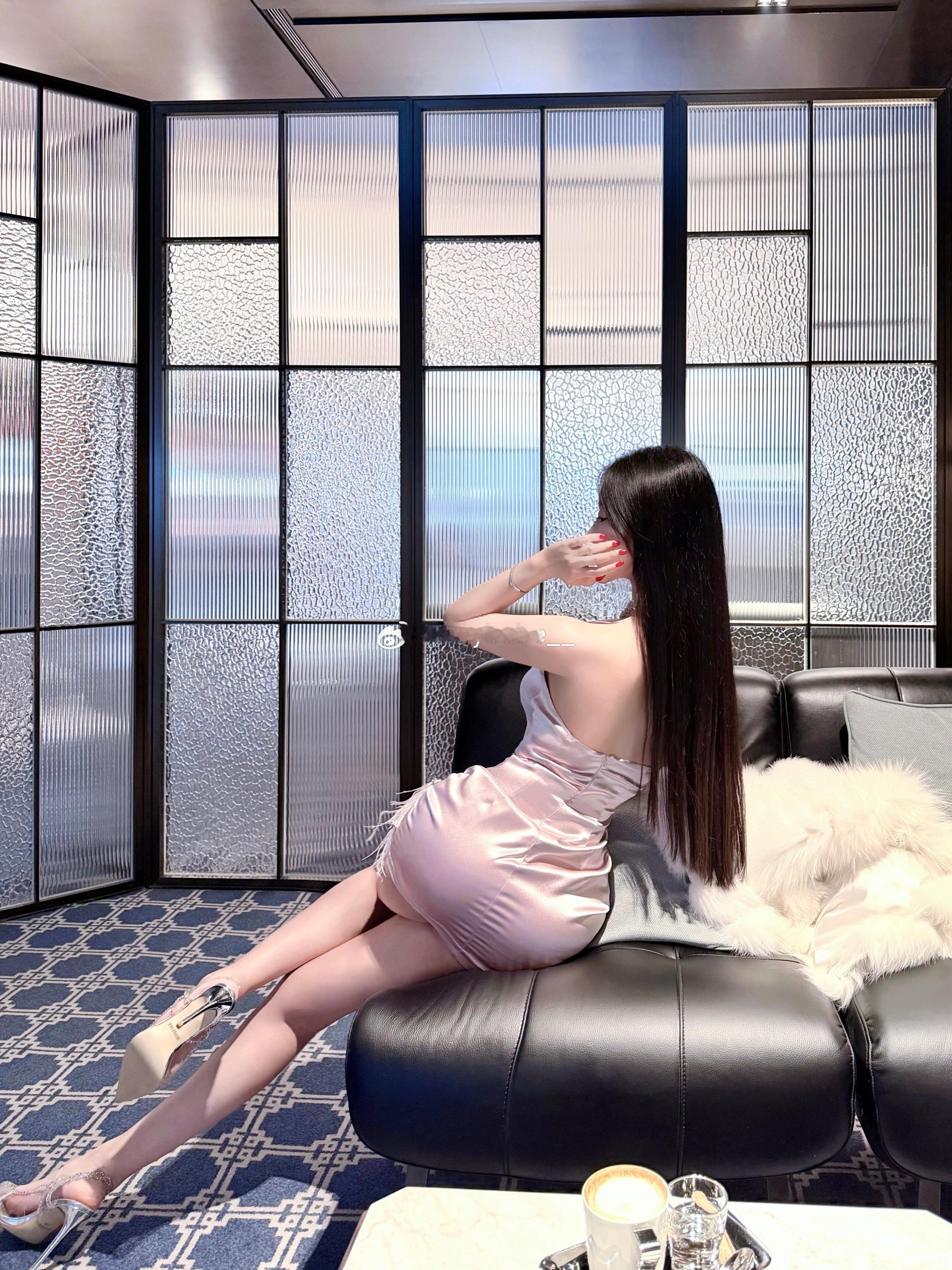 ⋆⁺₊ 🎀⁺₊❆⋆𐙚礼物般的存在☆.*御姐ing今日穿搭(ootd)