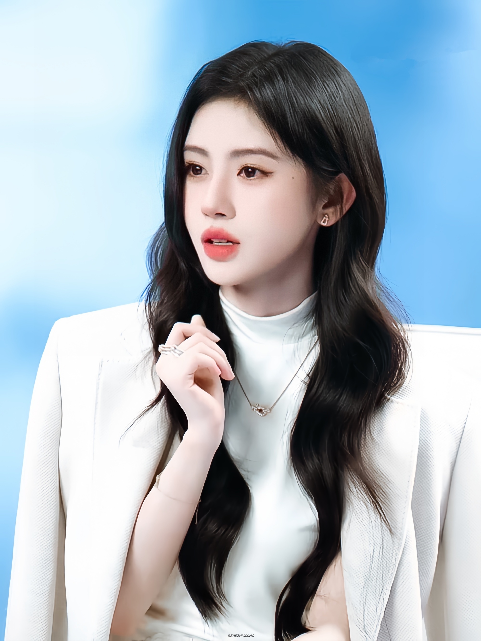 jjy鞠婧祎阿黛 jjy鞠婧祎来战一拳打飞所有不开心૮₍ꐦ -᷅ ⤙ -᷄ ₎ა
