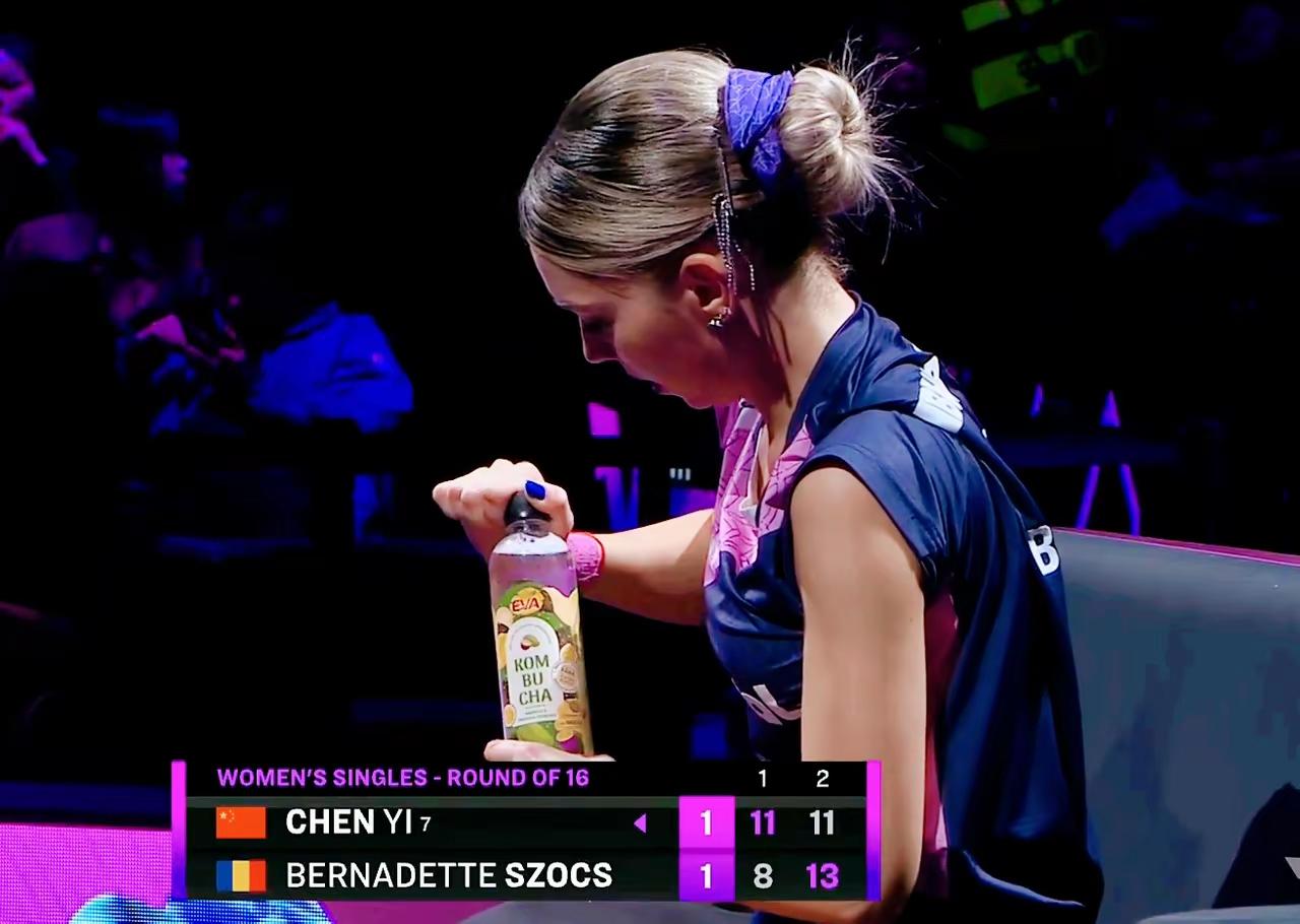 陈熠大比分和斯佐科期战成1:1平！
第一局陈熠8:2领先，斯佐科斯连续追分，但陈