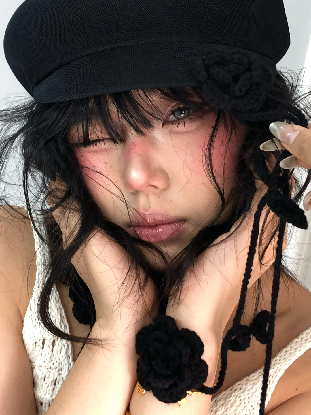 很上镜的一组妆容！海岛辣妹妆！ 	 妆发：我