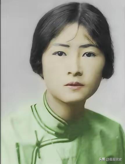 一次，高晓松想拍《林徽因传》，被林徽因的女儿梁再冰警告：“你要是拍我妈和徐志摩有