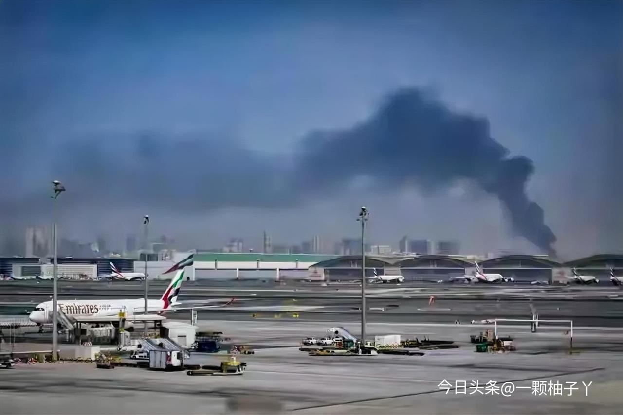 伊朗方面宣布发动第12轮军事打击，代号“真实承诺-4”，对驻扎在巴林、阿联酋、科