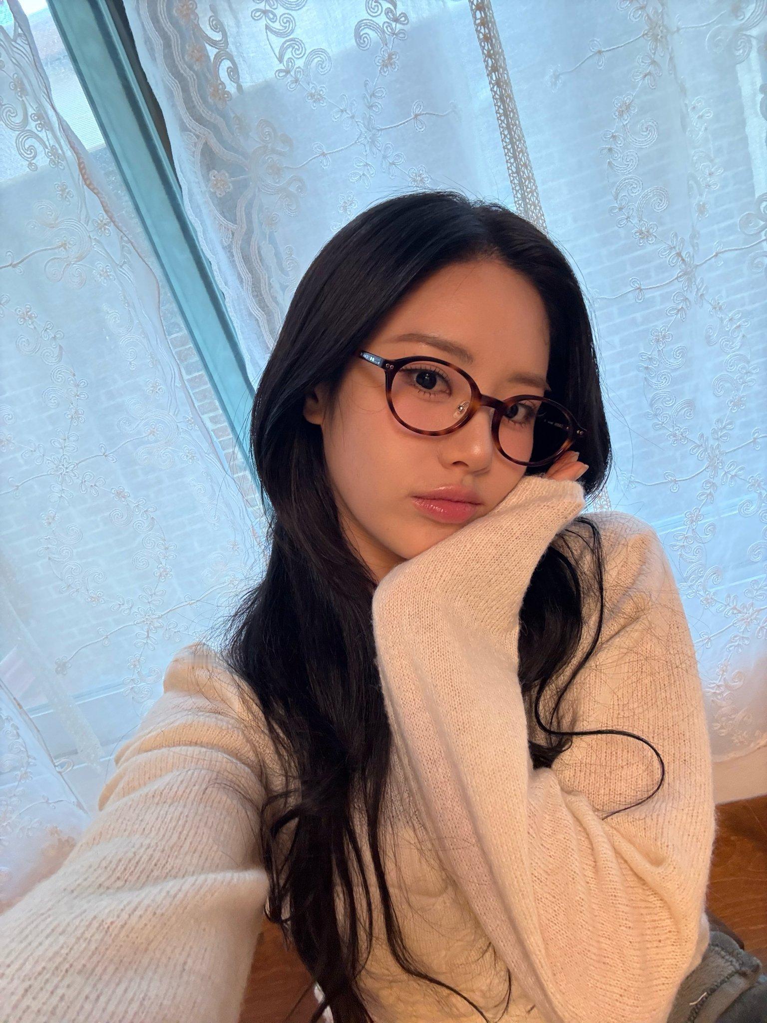 251117 fromis_9 Jiwon朴池原 