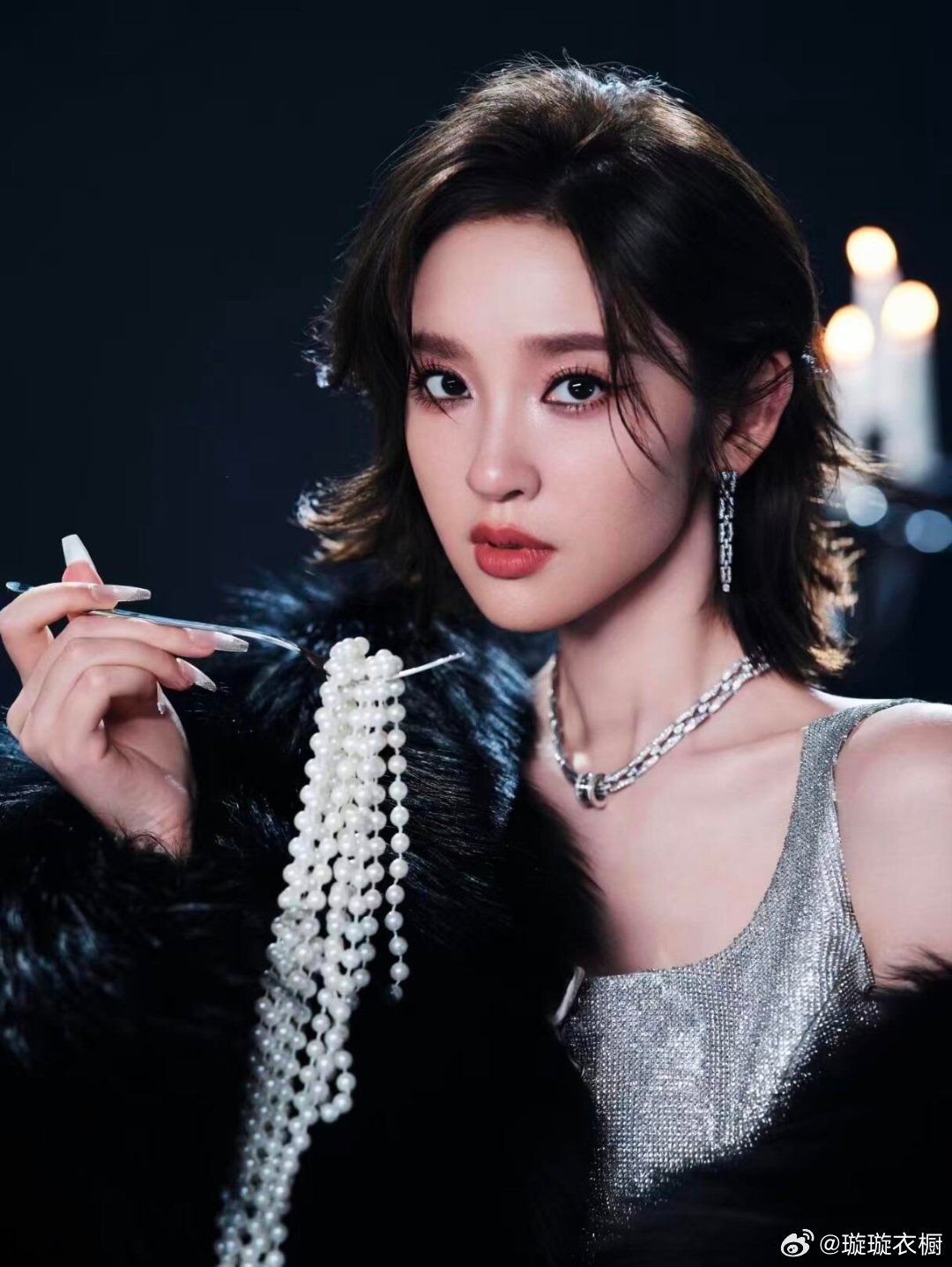 唐艺昕这颜值太惊艳了，谁看谁迷糊，又美又飒，直接圈粉！ 