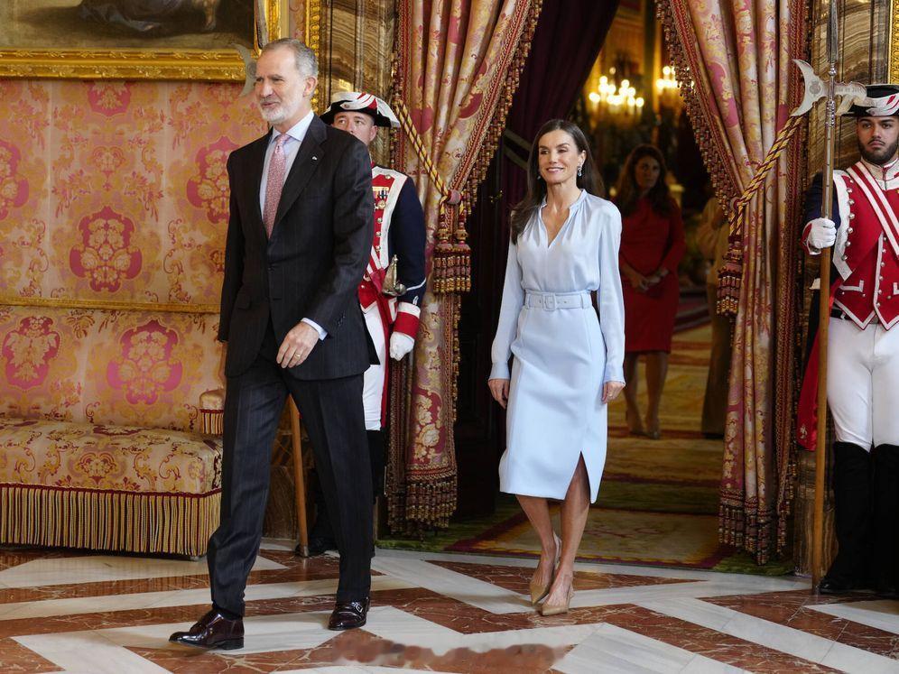 西班牙王室 4月22日，西班牙国王和王后在马德里皇宫接待2025米格尔・德・塞万