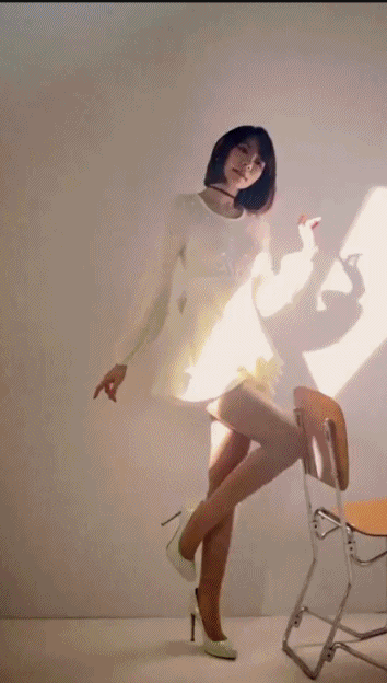 #最是一年春好处，你对下联#绝胜烟柳满皇都