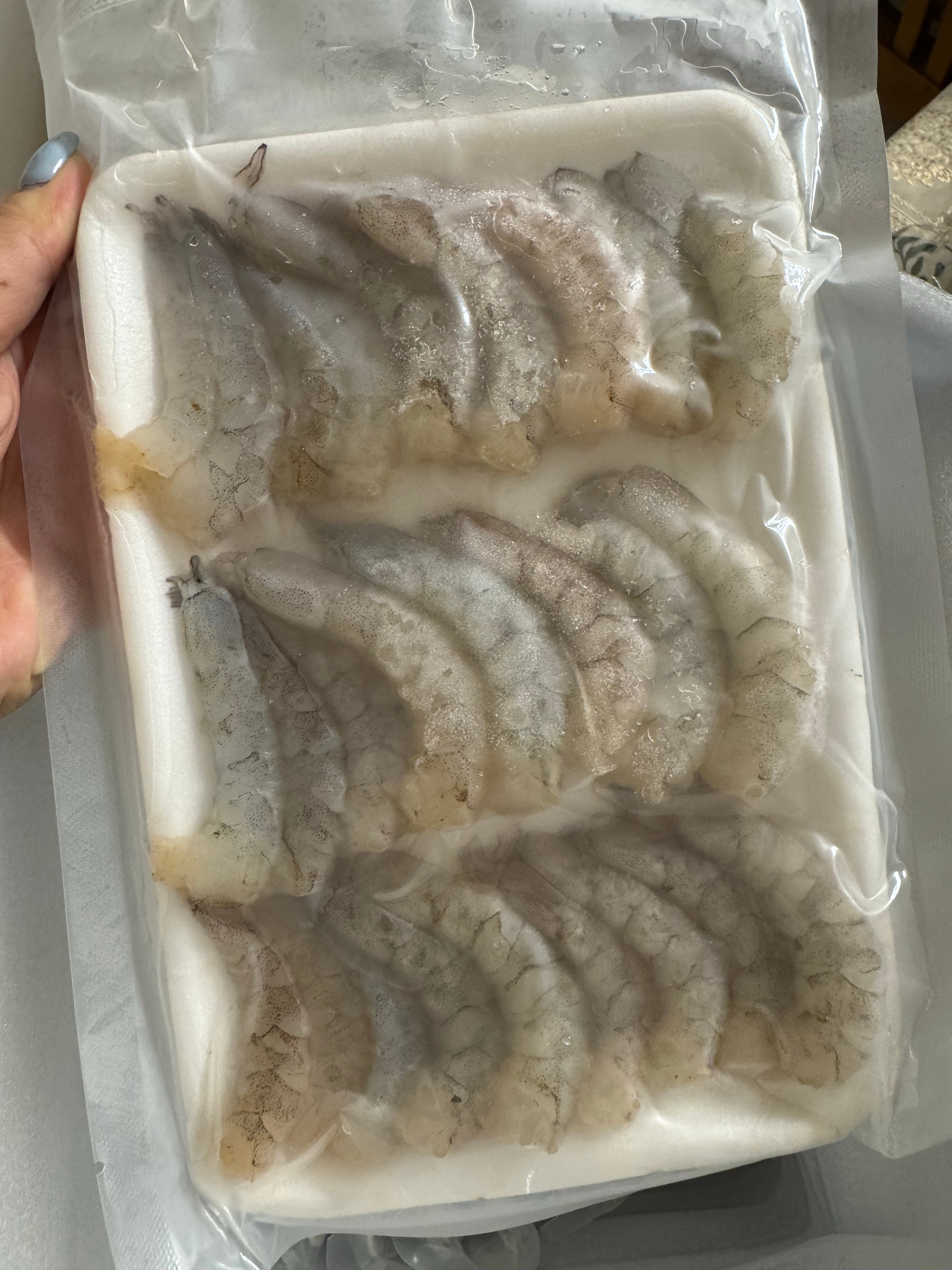 今天差点痛失我亲爱的虾仁～忘了买的虾仁已经到了在驿站，9点想起来去驿站已经关门了
