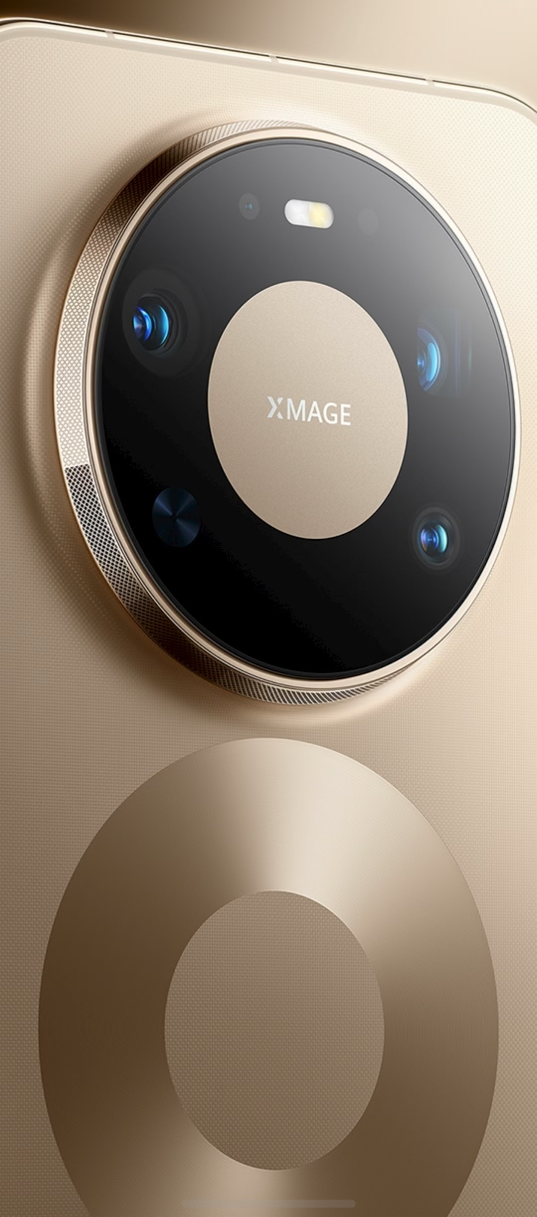 华为官宣将推出华为Mate 80 Pro Max 风驰版！你看，在摄像头模组下方