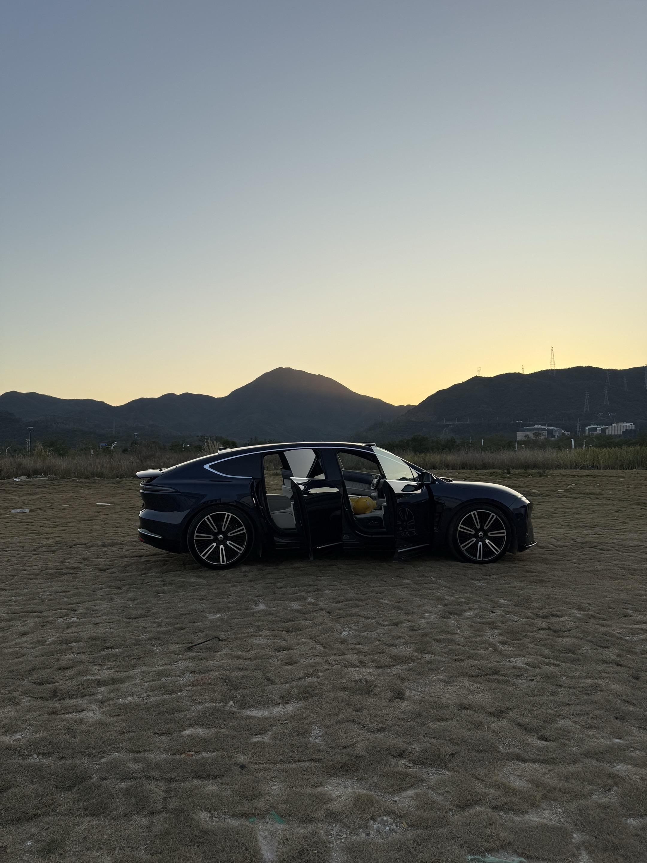 自己喜欢就行  何必在乎别人怎么看呢