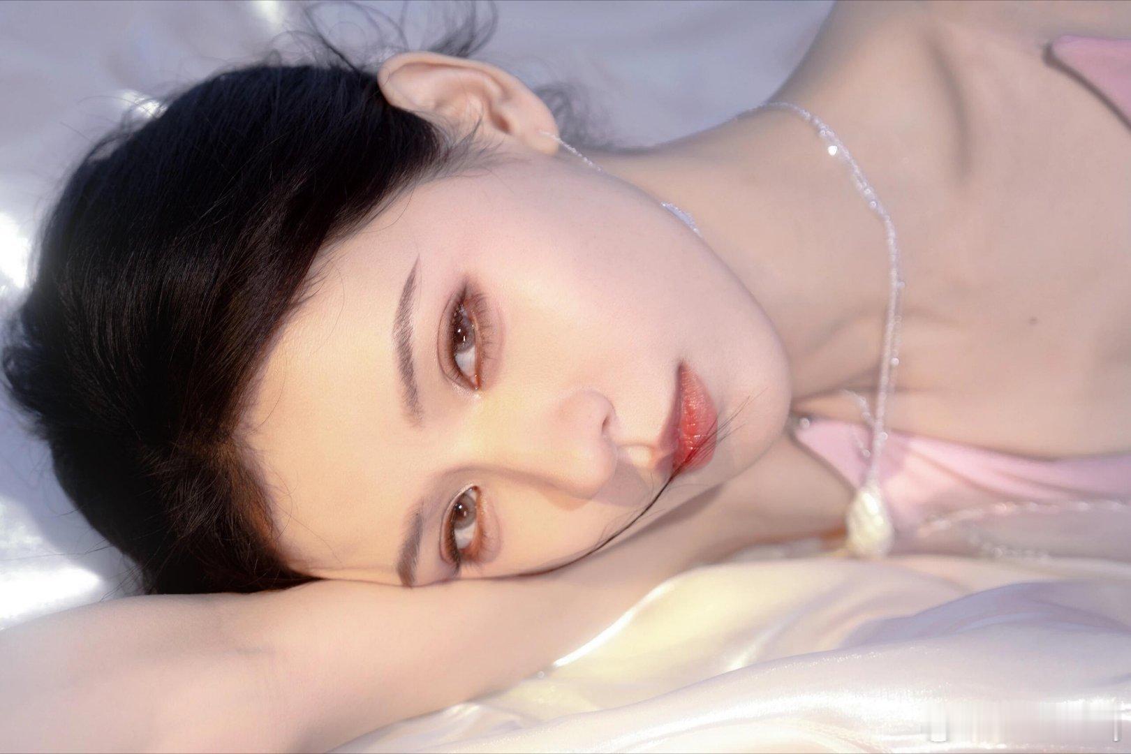 张予曦 海的女儿上岸了 张予曦海的女儿，人鱼公主氛围感太强了。 