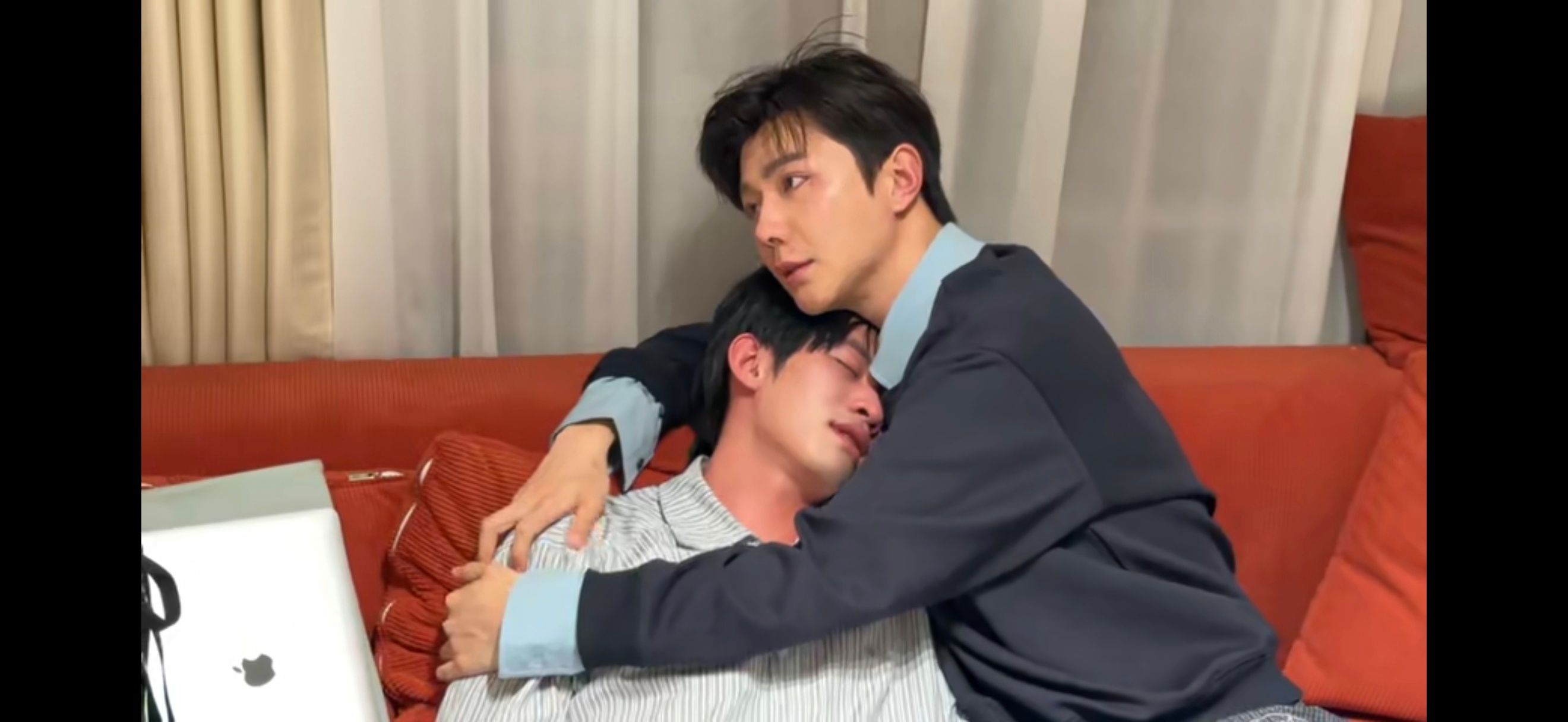 高嘉辉，你想要普普你就争你就抢，他不答应我们陪你一起求他答应（不过我不觉得他会不