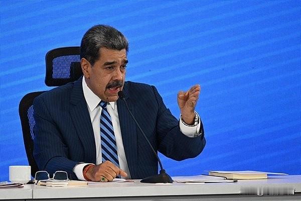 马杜罗喊着获安理会“压倒性支持”，听着挺唬人，实则就是给自己找台阶下！美国都明火