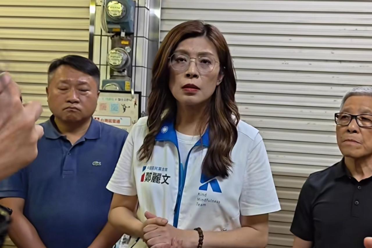 谢典霖父子遭羁押震撼政坛　郑丽文夜冲彰化探视郑汝芬

梅花新闻网 洪子苓/综合报