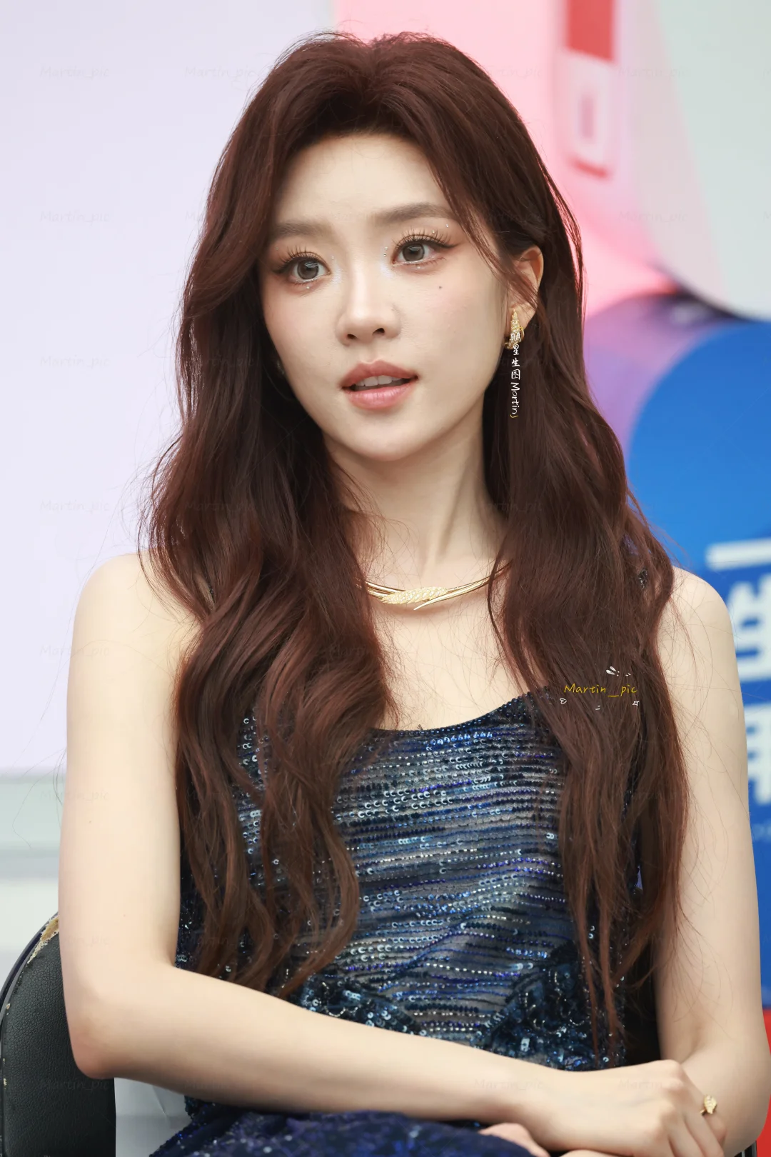 恭喜闪闪发光的年度队长张月～ 美美美