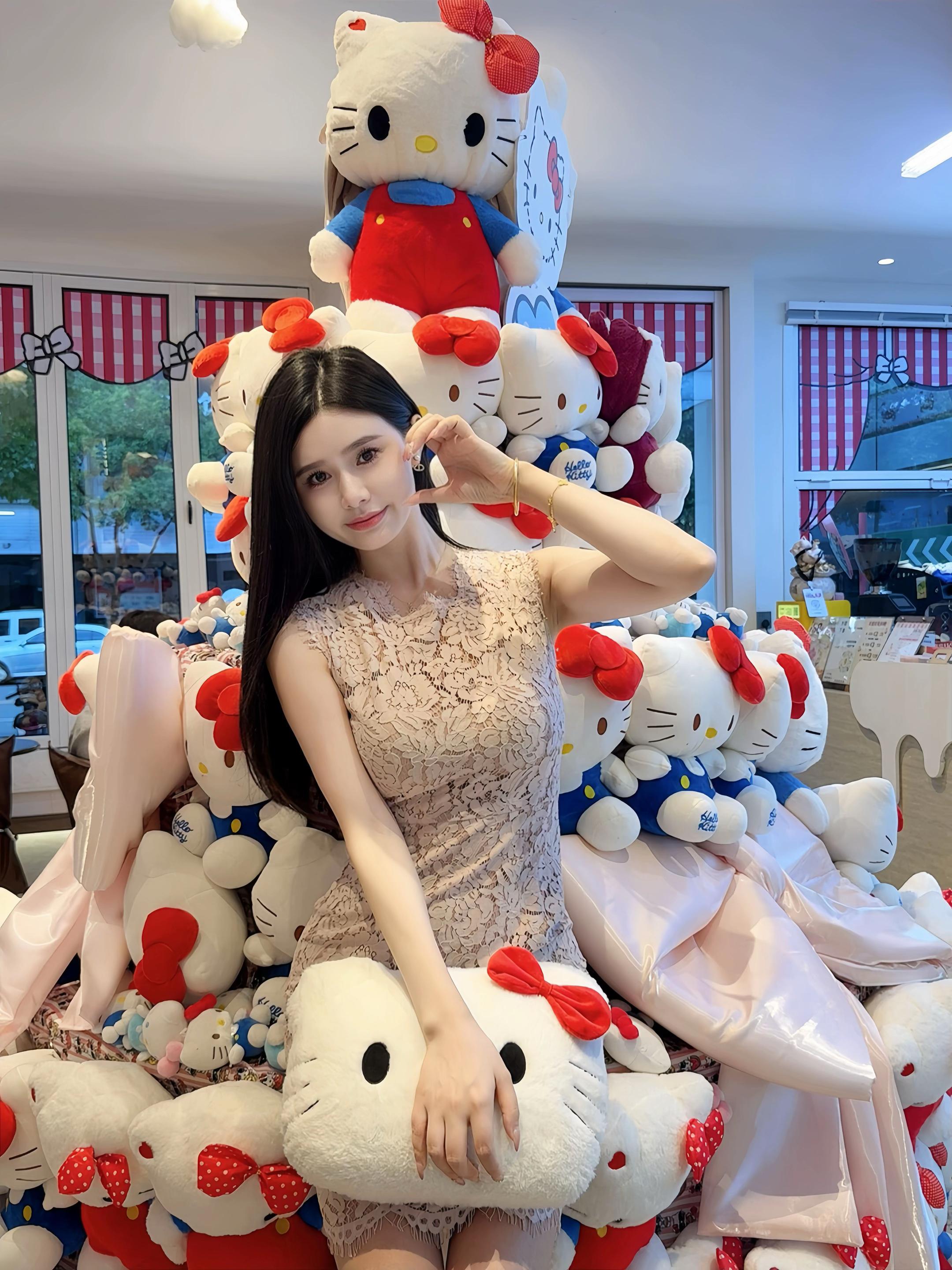 ﾐ・◦・ﾐ🎀 Kitty Day˚₊‧