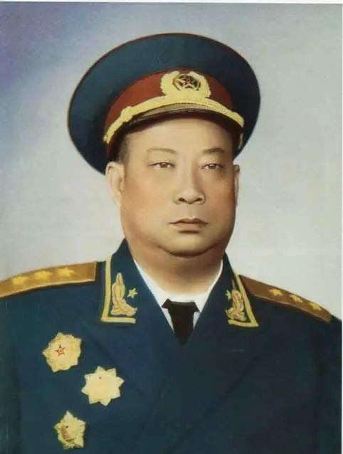 1947年，我军缴获一匹战马，贺龙一看特征脸色大变，当即下令：“我宁失一个师，也