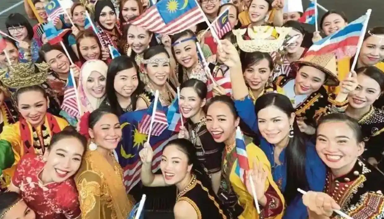 继新加坡之后，马来西亚华人发声！

马来华人称：我们和新加坡华人不一样，虽然我们