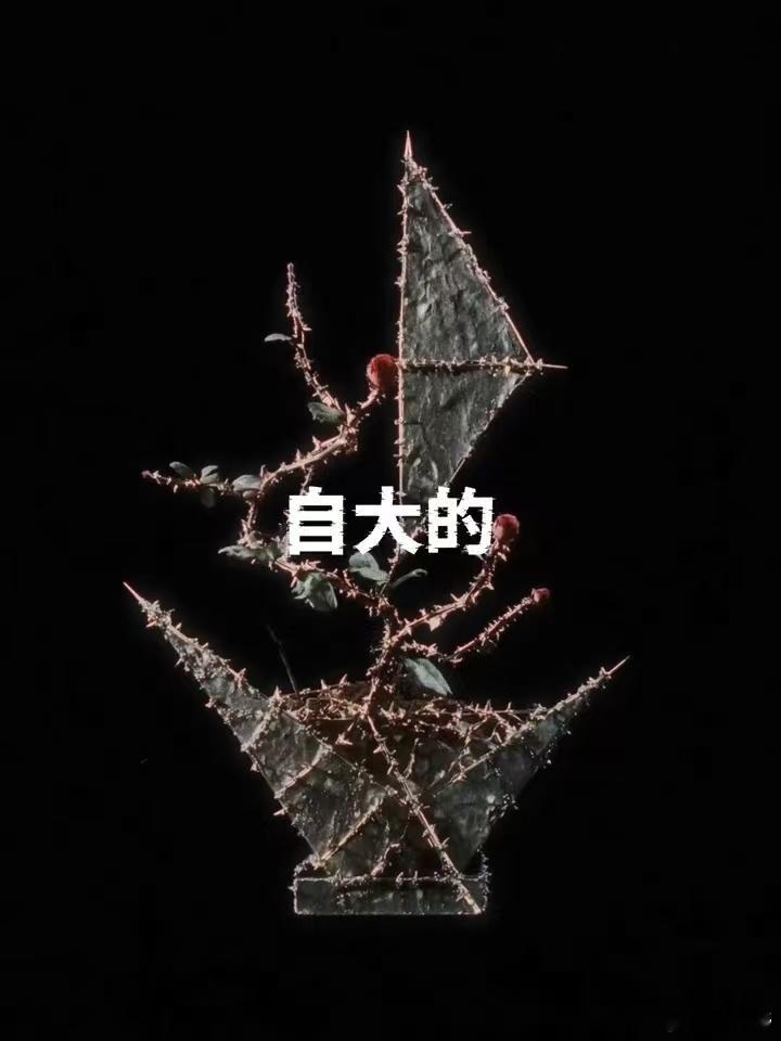 马嘉祺EP先行曲预告 反复重温这支预告短片，台词自带独特的故事张力，镜头审美在线