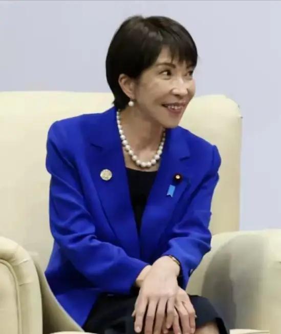 中日闹了这么多天，躲在日本背后的那条大鱼终于浮出水面了，不是别人，正是一直在幕后