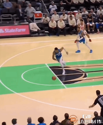 球鉴：字母哥抢断全场只有一次运球，是不是有问题？