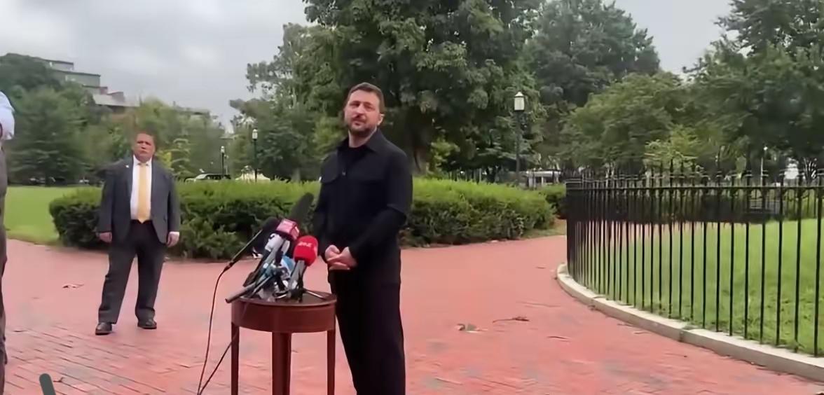 北约和欧盟再磨蹭下去，网友们的弹幕都要刷爆了。现在这局面，就像一场大戏演到高潮，