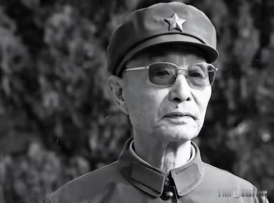 开国上将张爱萍：退休彻底放权，不占虚名不添乱，风骨让人肃然起敬
 
开国上将张爱