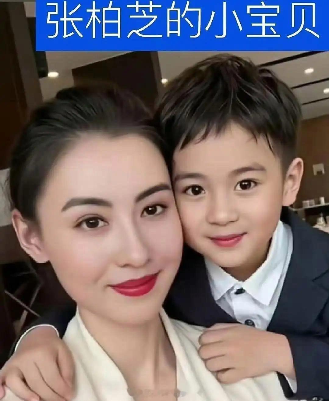 张柏芝的小儿子‌‏，‍简﻿直像﻿﻿复制粘⁠﻿⁠贴‌﻿一‎‏‍样，﻿‏生了个‌男版