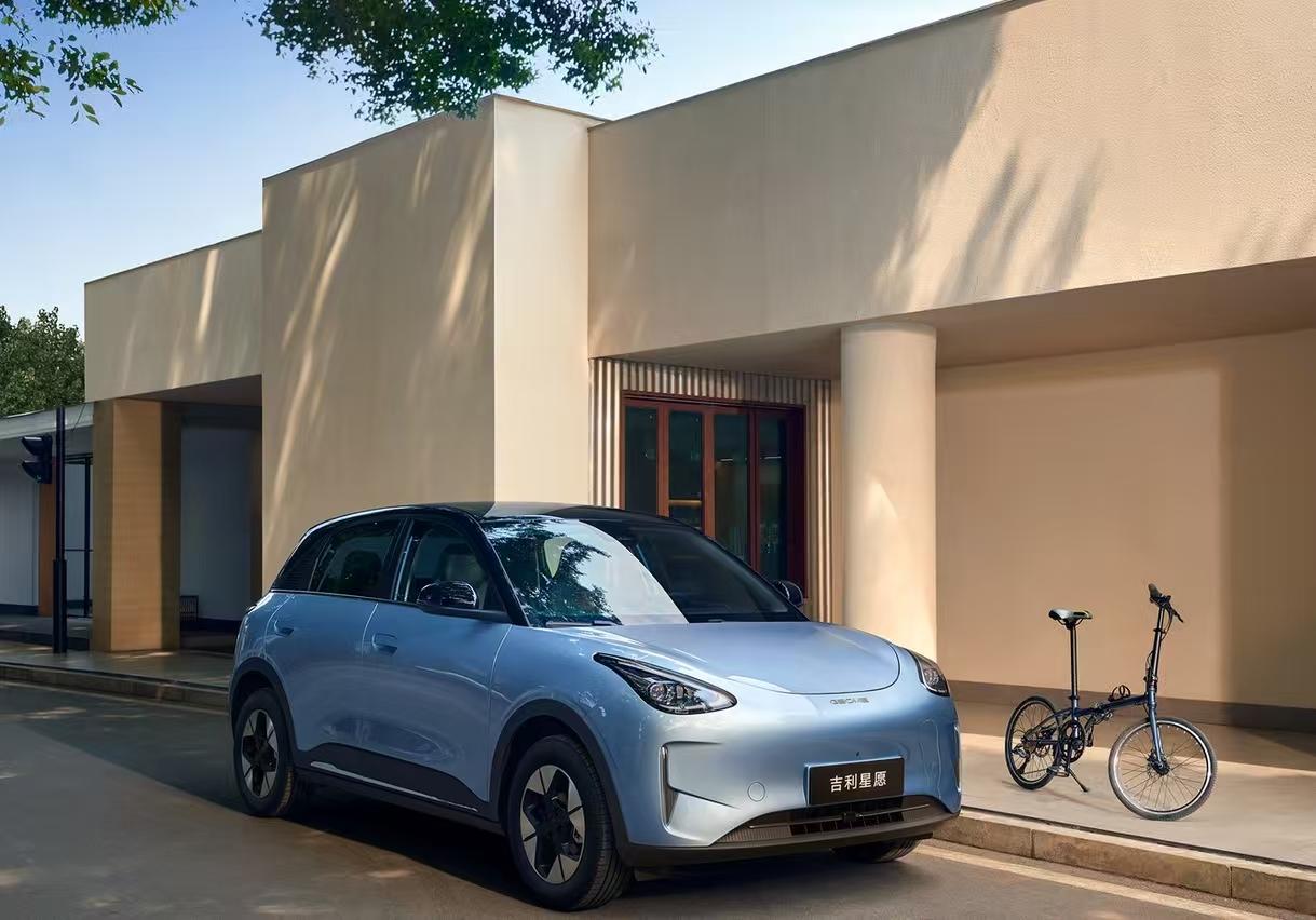 2025年纯电动车销量：星愿第一，宏光MINI第二，Model Y第三
根据中汽