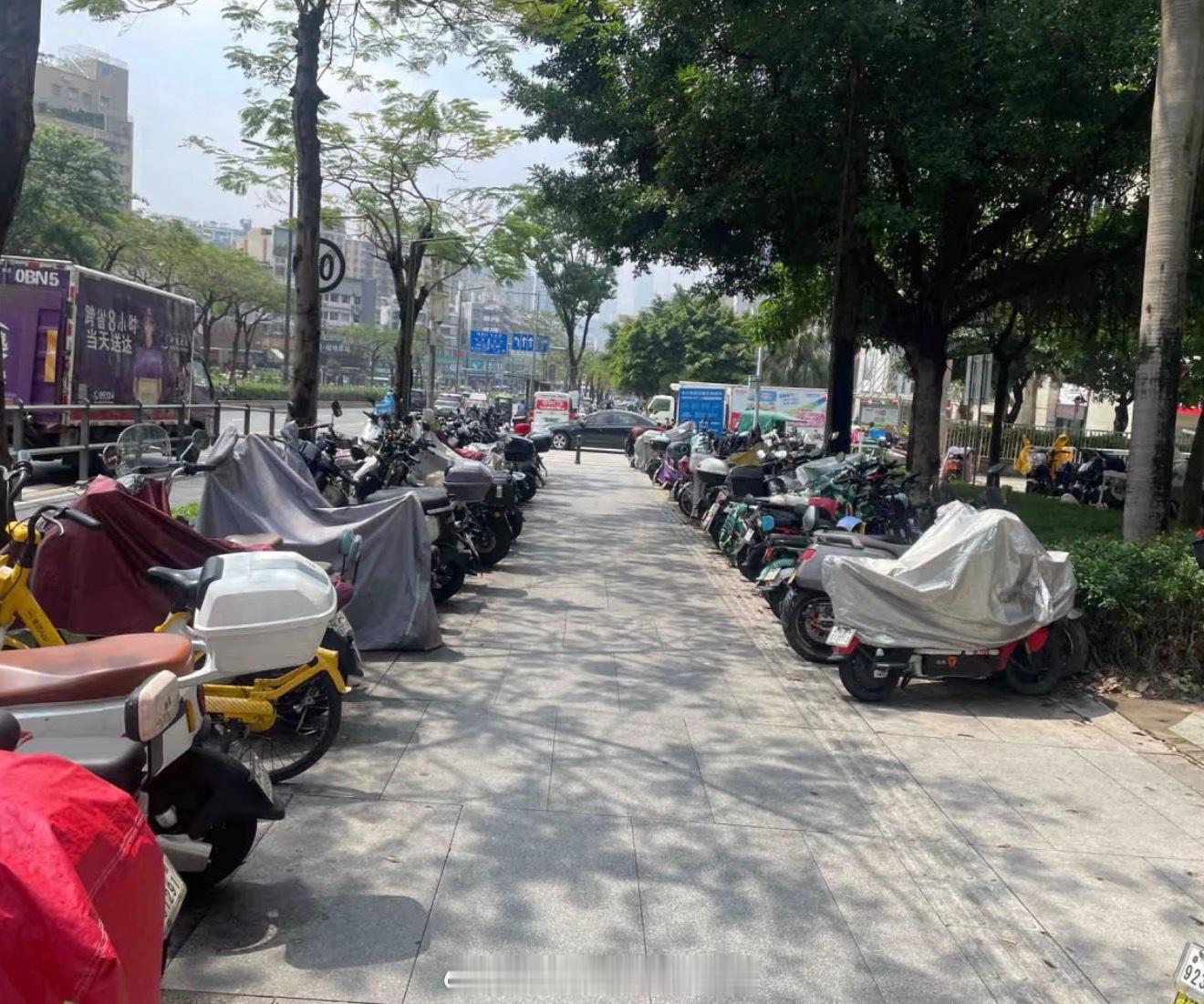 出去散散心，晚点在操作黄金金价现货黄金