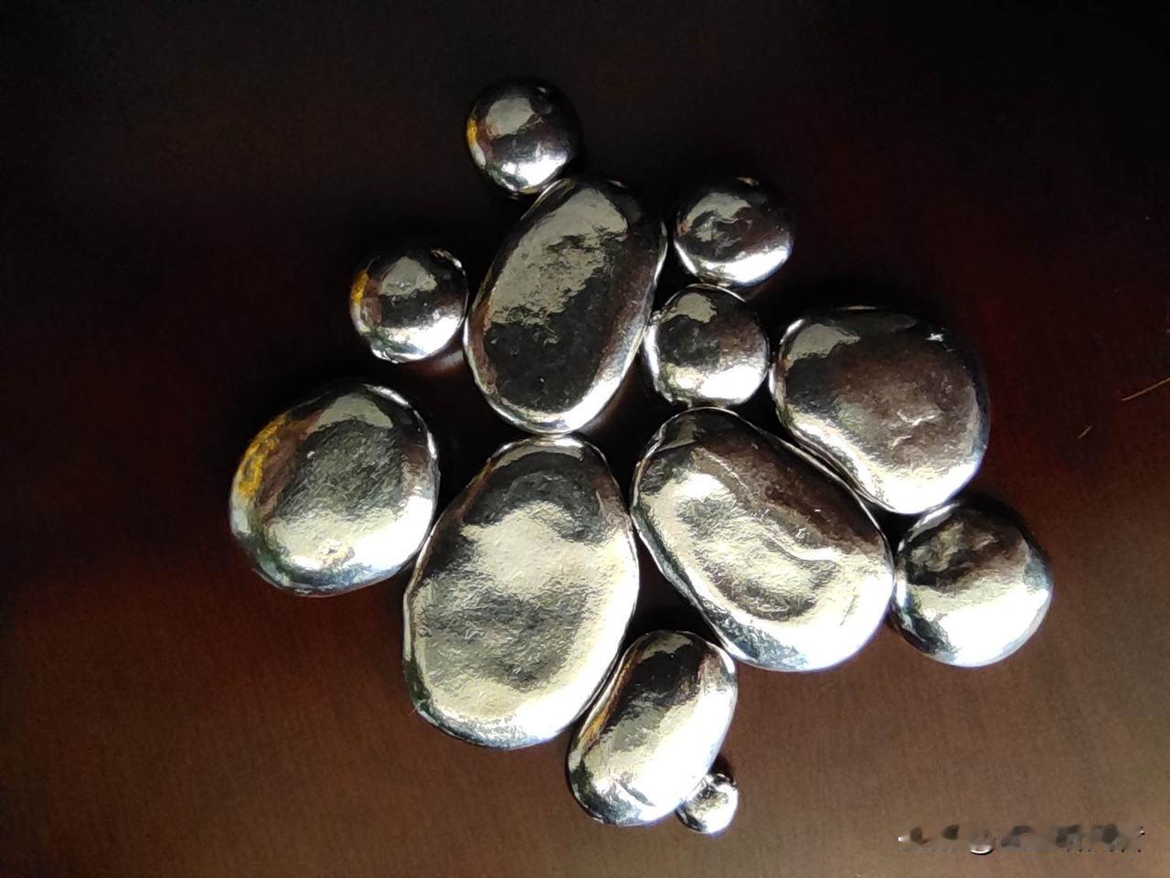 价格大涨，远超黄金！贵金属市场杀出一匹黑马，金属铱强势走红
 
今年铂族贵金属市